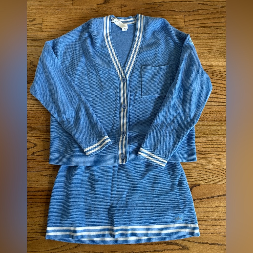 Alo women’s tennis club sweater knit set